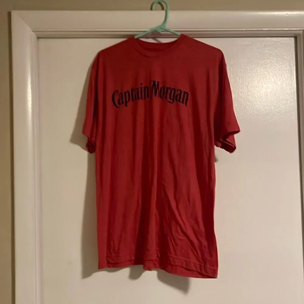Captain Morgan T-shirt, size extra large